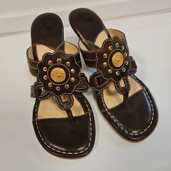 Nurture Brown Leather Sandals Gold Embellished sz 8 - Picture 4 of 11